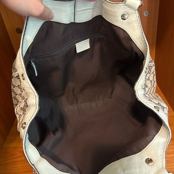 Gucci Coated Canvas Monogram GG Tote Bag - Picture 7 of 15